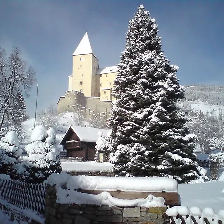 Schaus Lueftenegger Casa de hóspedes 3*